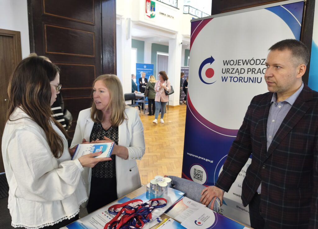Stoisko WUP Toruń na Targach Pracy w Grudziądzu
