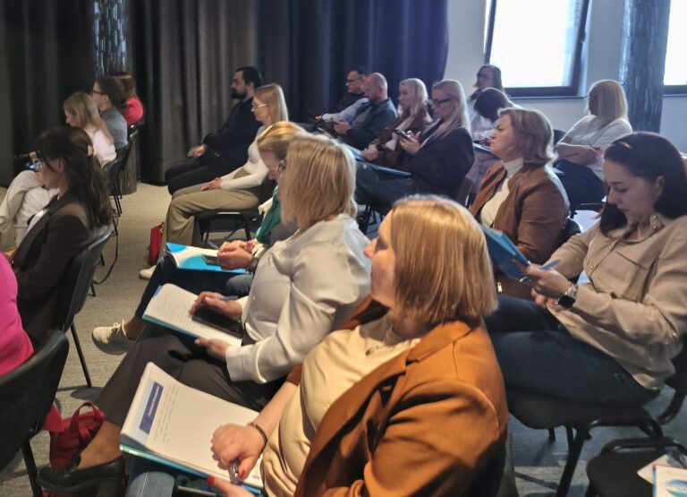 Zdjęcie ze spotkania z usługodawcami programu Kierunek - Rozwój.